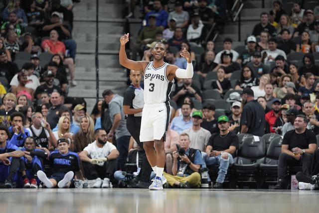 麦凯恩30分76人力克篮网 崔永熙发展联盟得3分